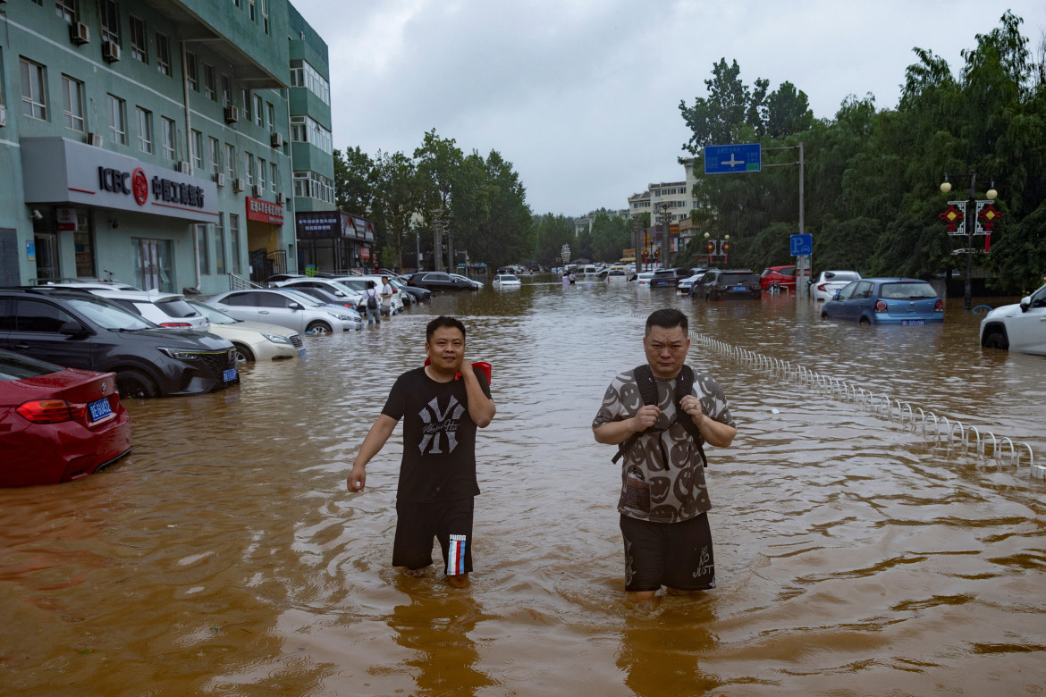 Tifón Doksuri. Video: Reuters.