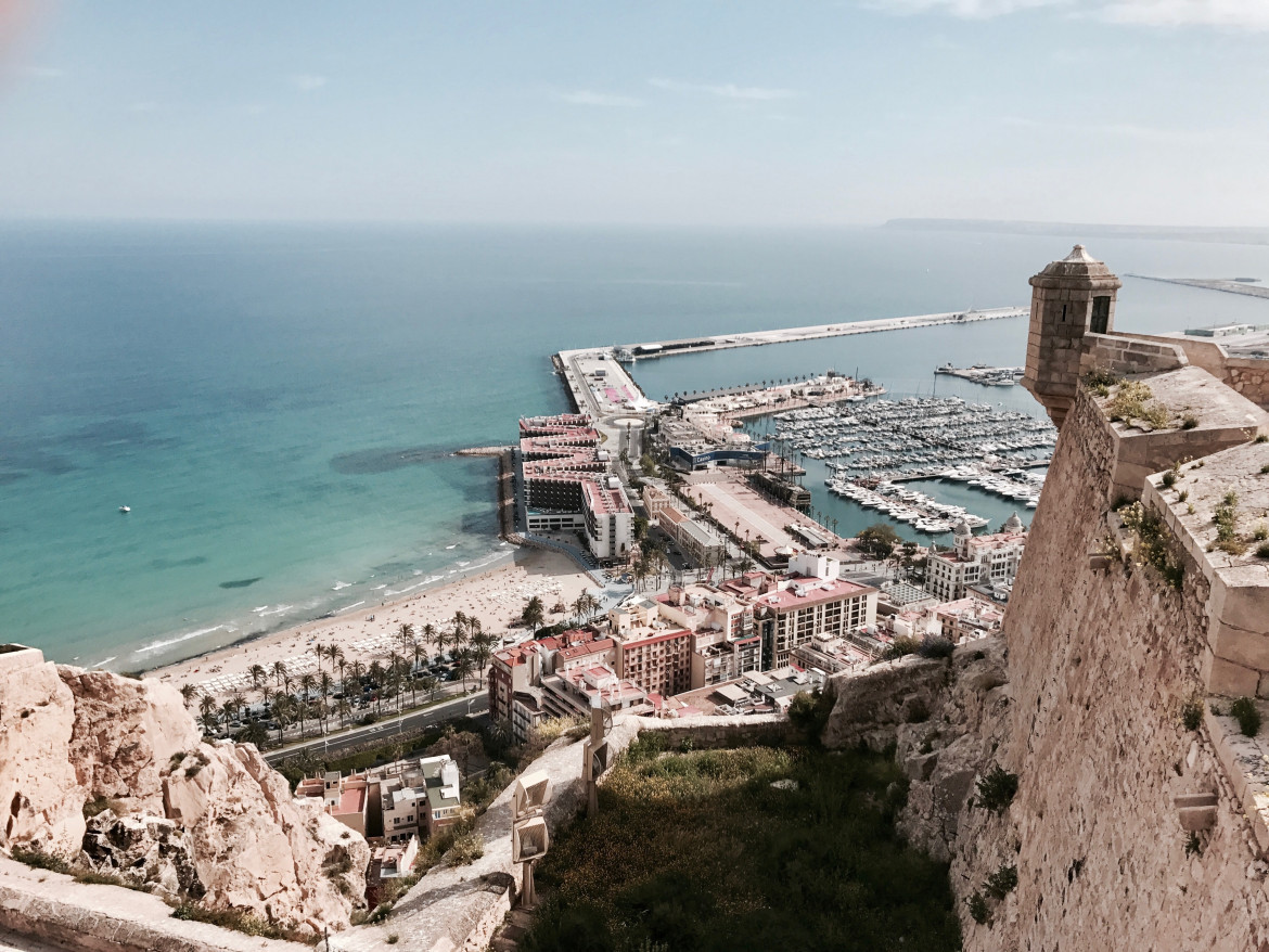 Costas de Alicante, España. Foto: Unsplash