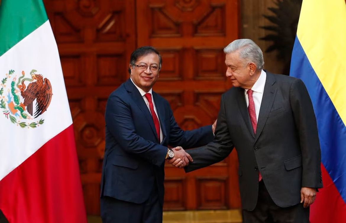 Gustavo Petro y López Obrador. Foto: EFE