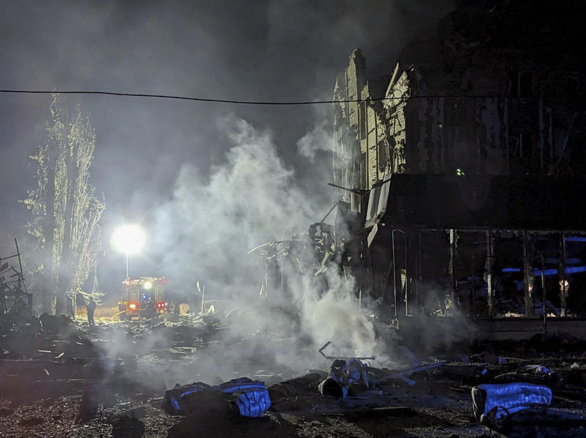 Guerra en Ucrania, bombardeo. Foto: EFE