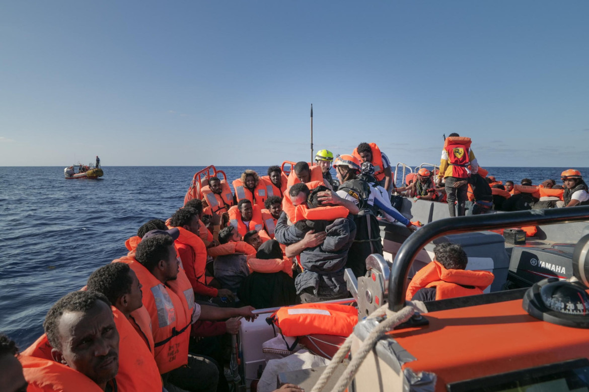 Crisis migratoria, barco en el Mediterráneo. Foto: EFE