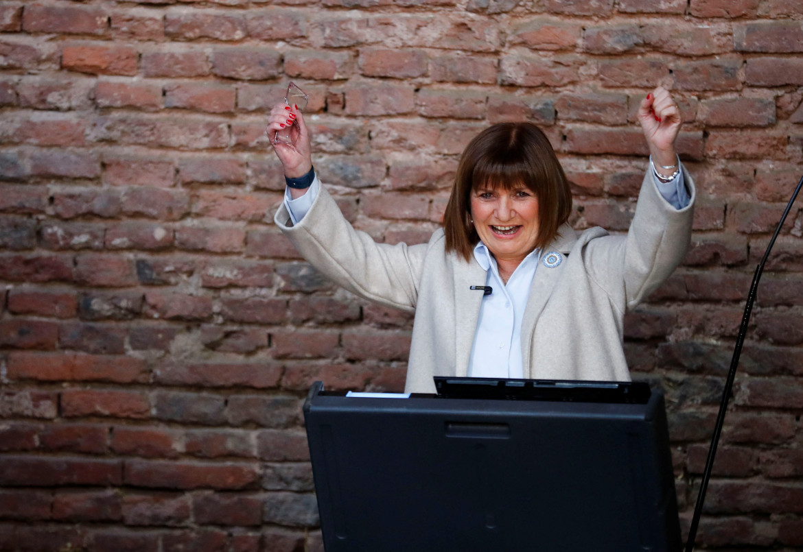 Votación Patricia Bullrich. Foto: Reuters