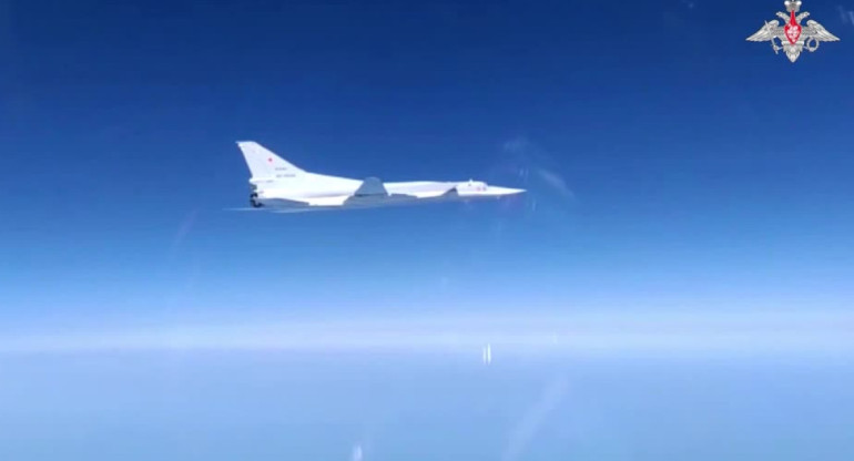 Bombarderos rusos sobrevuelan el espacio aéreo de la OTAN. Foto: Reuters.