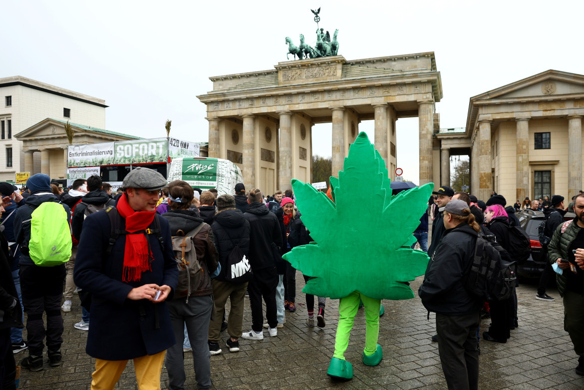 Marcha por la legalización de la marihuana en Alemania. Foto: Reuters.