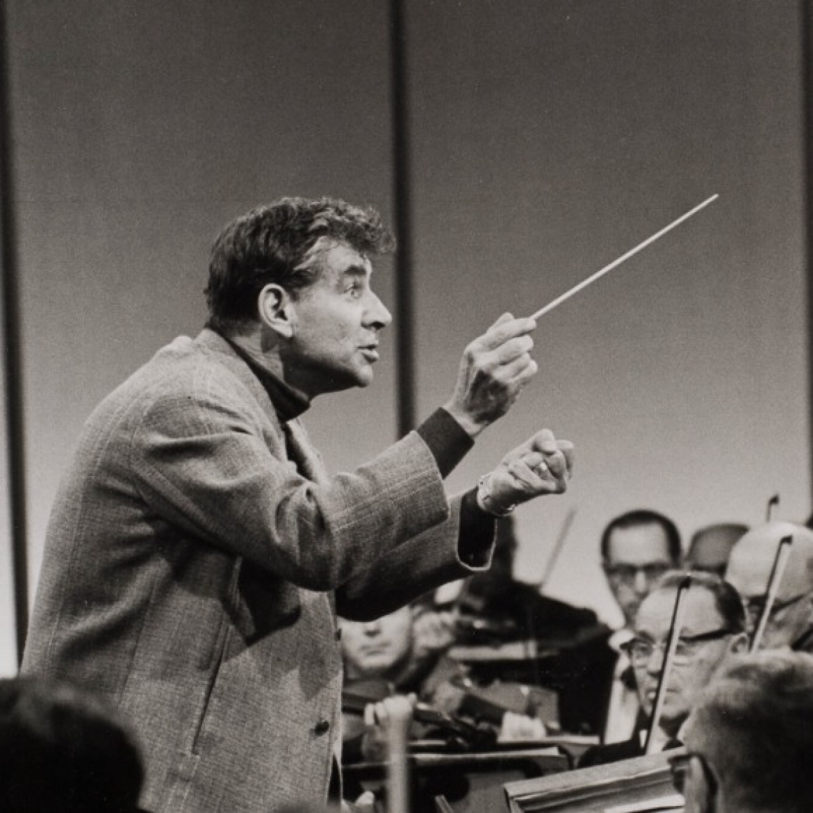 Leonard Bernstein, pianista y compositor. Foto: Instagram/ @leonardbernsteinofficial