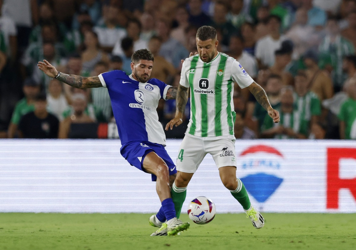 Rodrigo De Paul podría continuar su carrera en Arabia Saudita. Foto: Reuters.