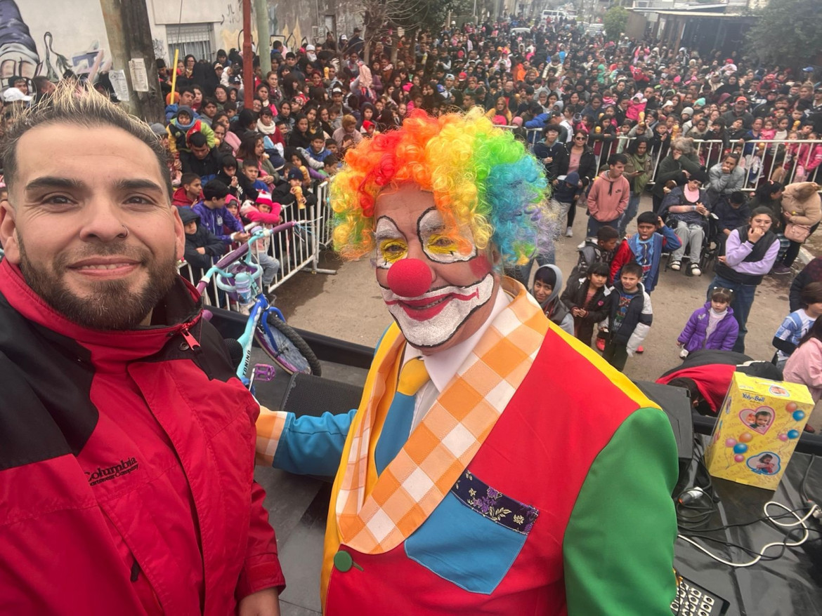 Día de las Infancias con El Retutu y El payaso Tuerquita en Gregorio de Laferrere.