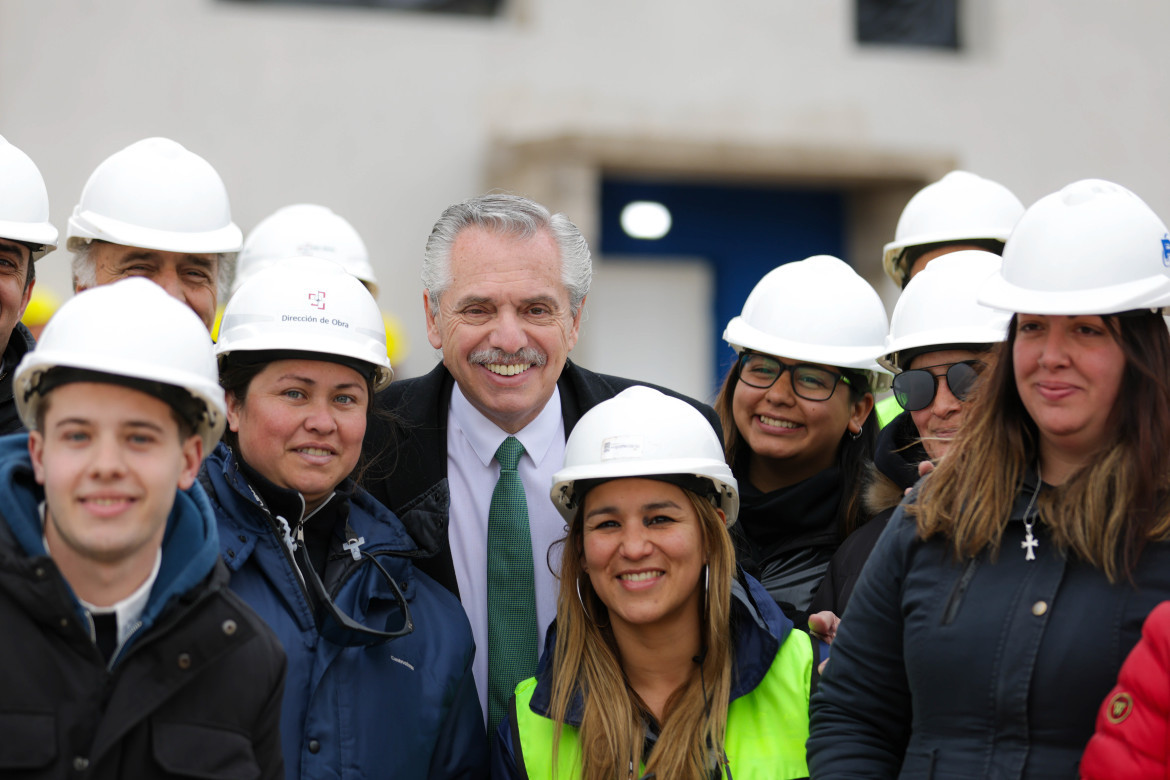 Alberto Fernández y obras de su gestión. Foto: NA.