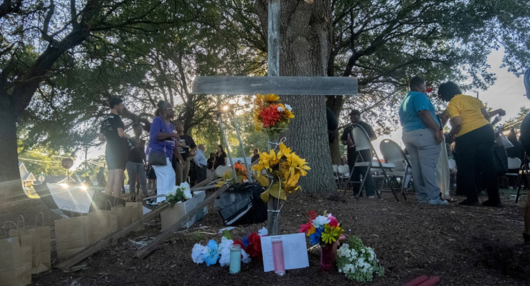 La vigilia en honor de las tres víctimas del tiroteo de Florida. Foto: Reuters.
