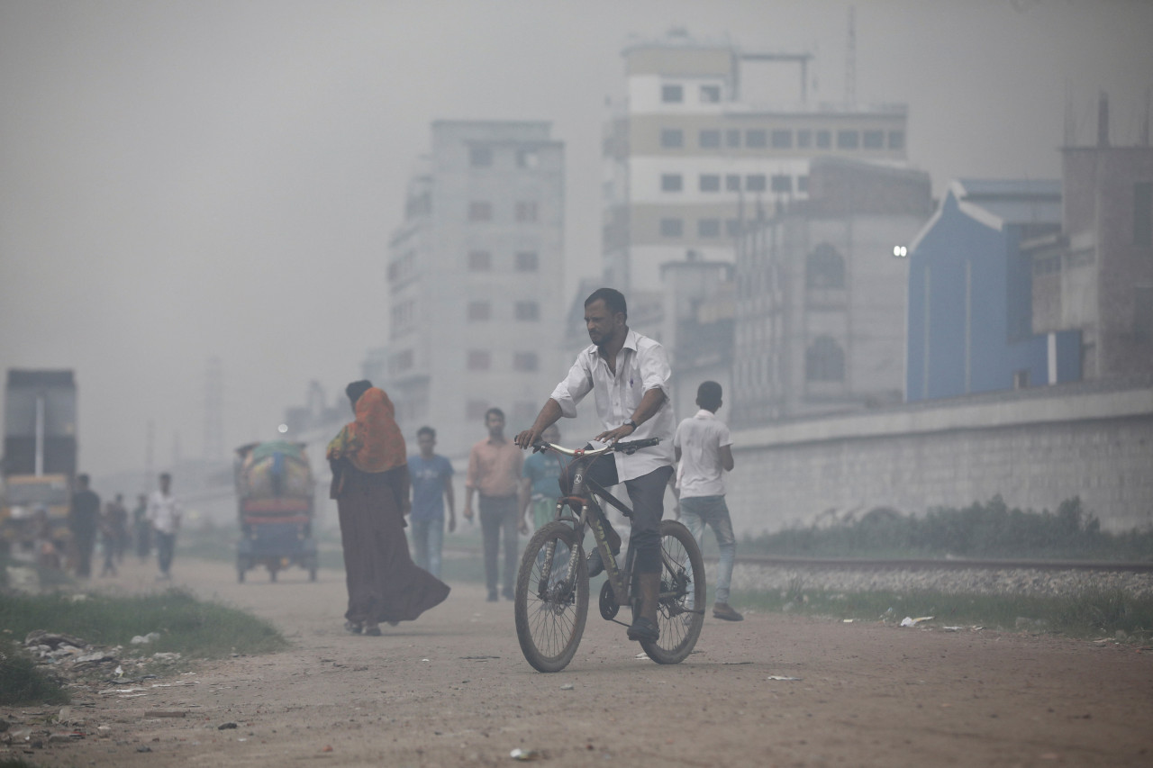 Las autoridades aseguran que más del 30% de la contaminación proviene de India. Foto: Reuters