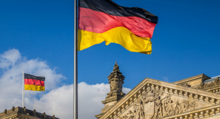 Bandera de Alemania en Berlín.
