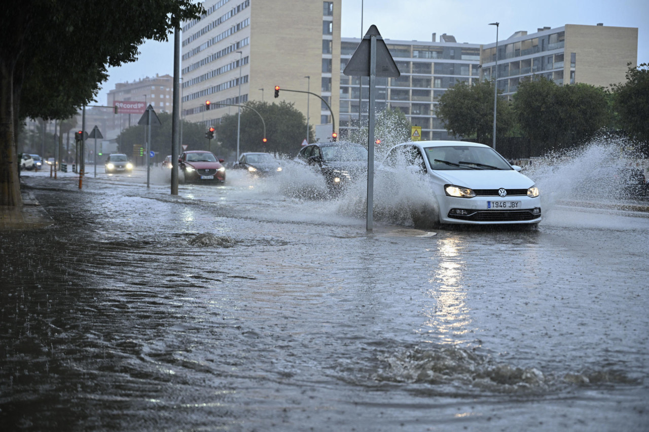 Fuertes inundaciones en zonas de España. Foto: EFE.