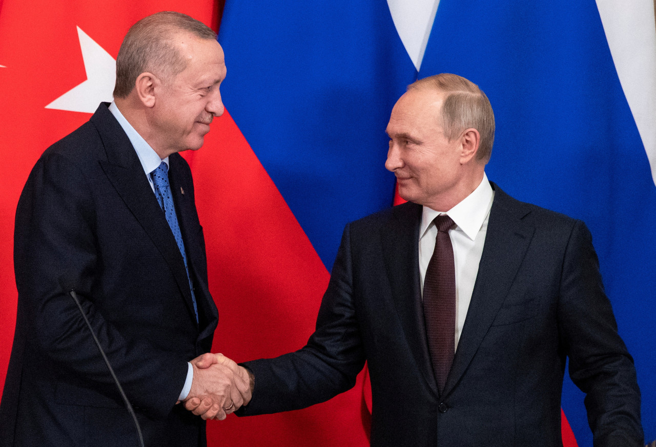 Putin con Erdogan. Foto: Reuters.