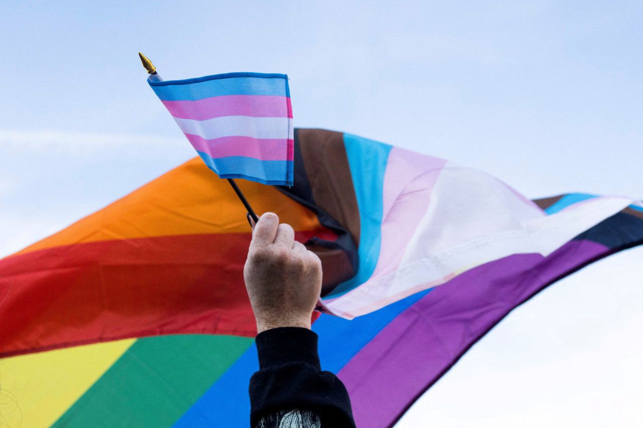 Bandera LGBTIQ+. Foto: Reuters.