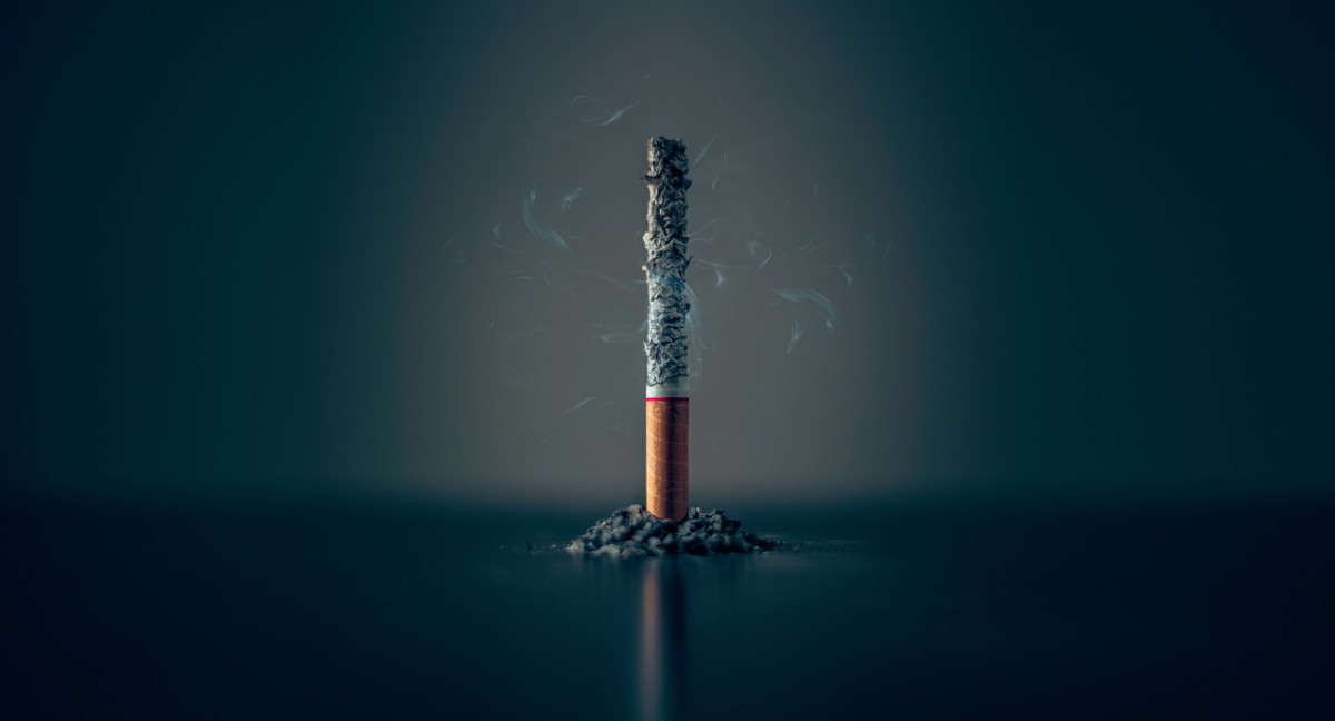El tabaquismo podría aumentar el riesgo de depresión y trastorno bipolar. Foto: Unsplash