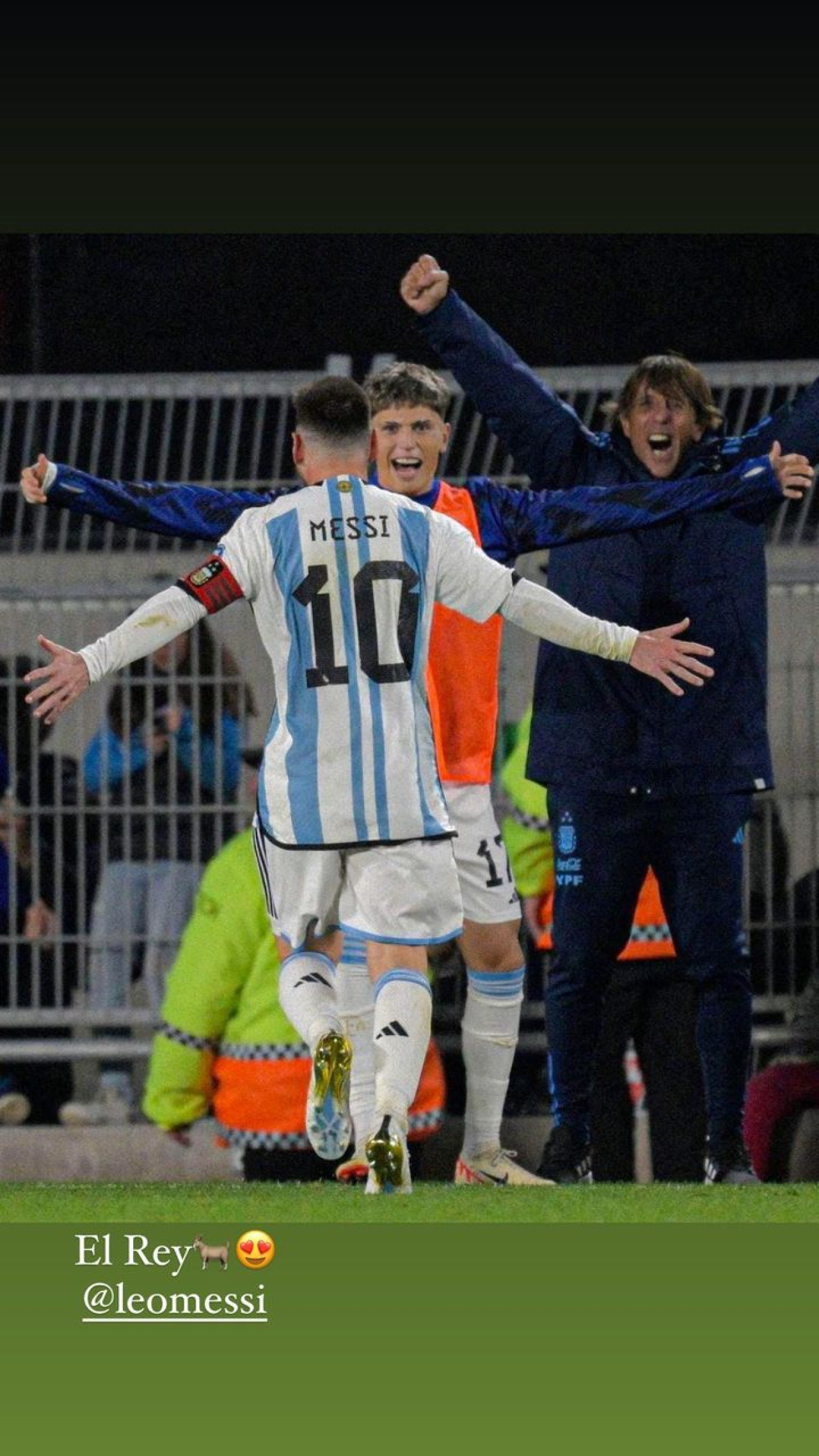 La publicación de Garnacho y el elogio a Messi. Foto: Instagram @garnacho7.