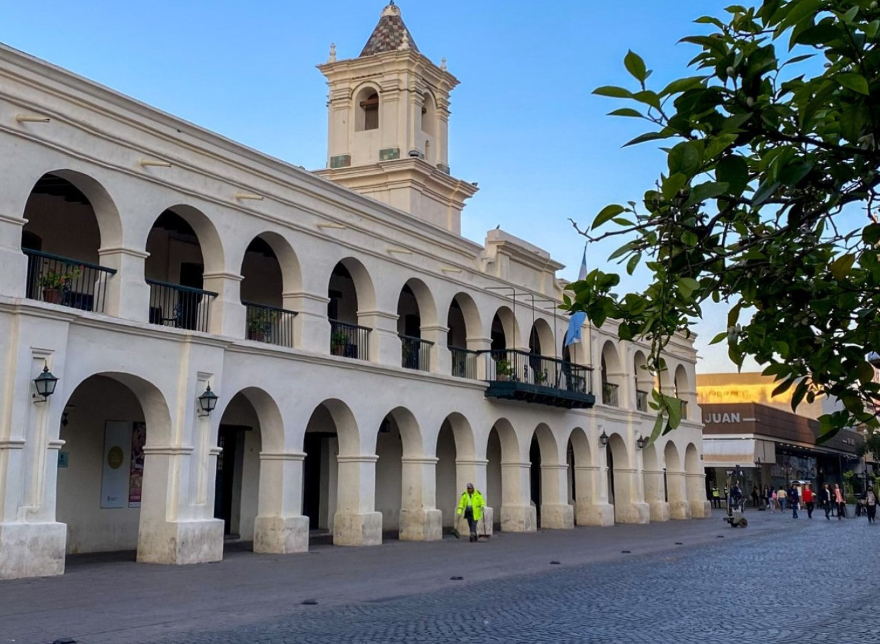 Cabildo de Salta. Foto Twitter @GobCiudadSalta.