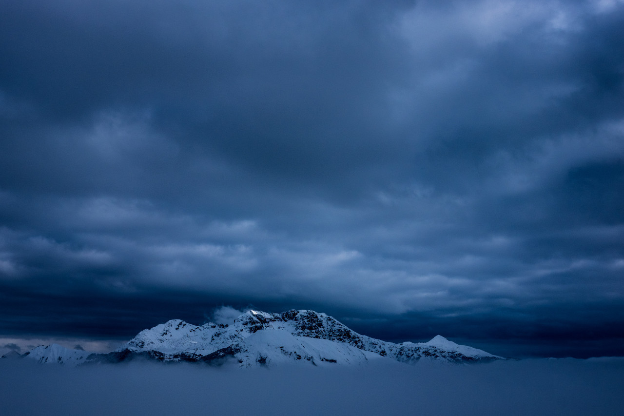 Durante el inverno, las zonas polares se cubren de las llamadas ‘nubes estratosféricas’. Unsplash.