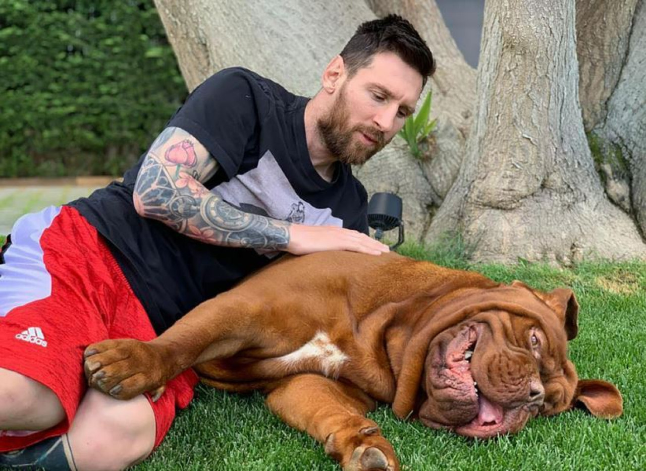 Lionel Messi junto a Hulk. Foto: Instagram @leomessi.