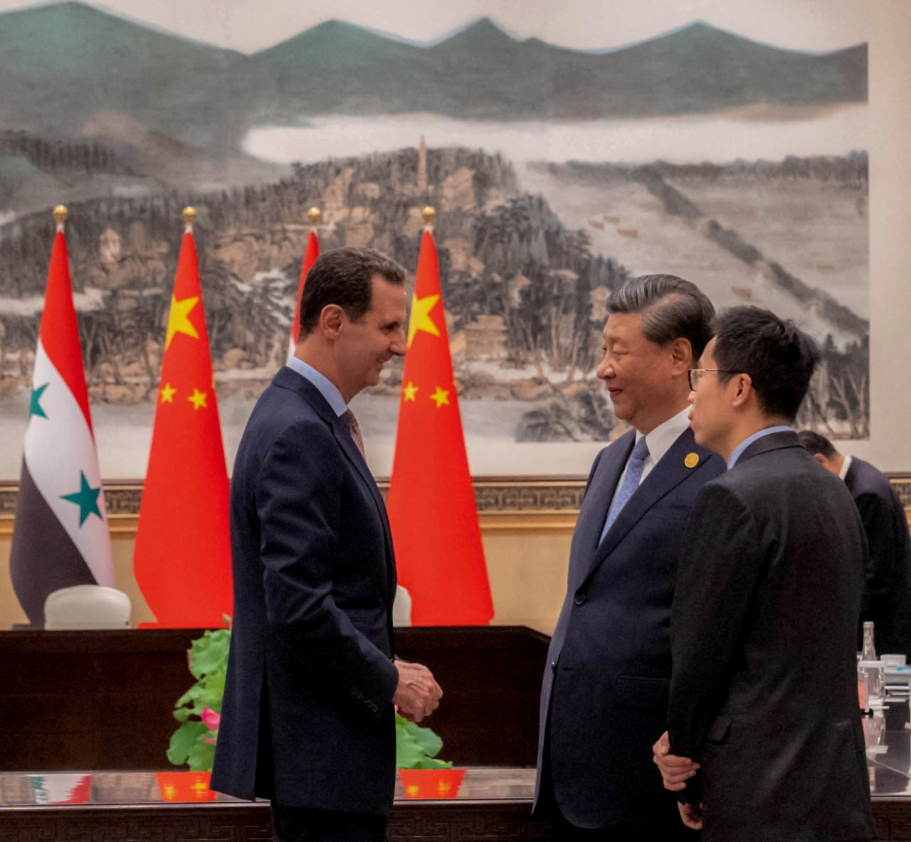 El presidente chino Xi Jinping se reúne con el presidente sirio Bashar al-Assad en la ciudad oriental de Hangzhou, China. Reuters