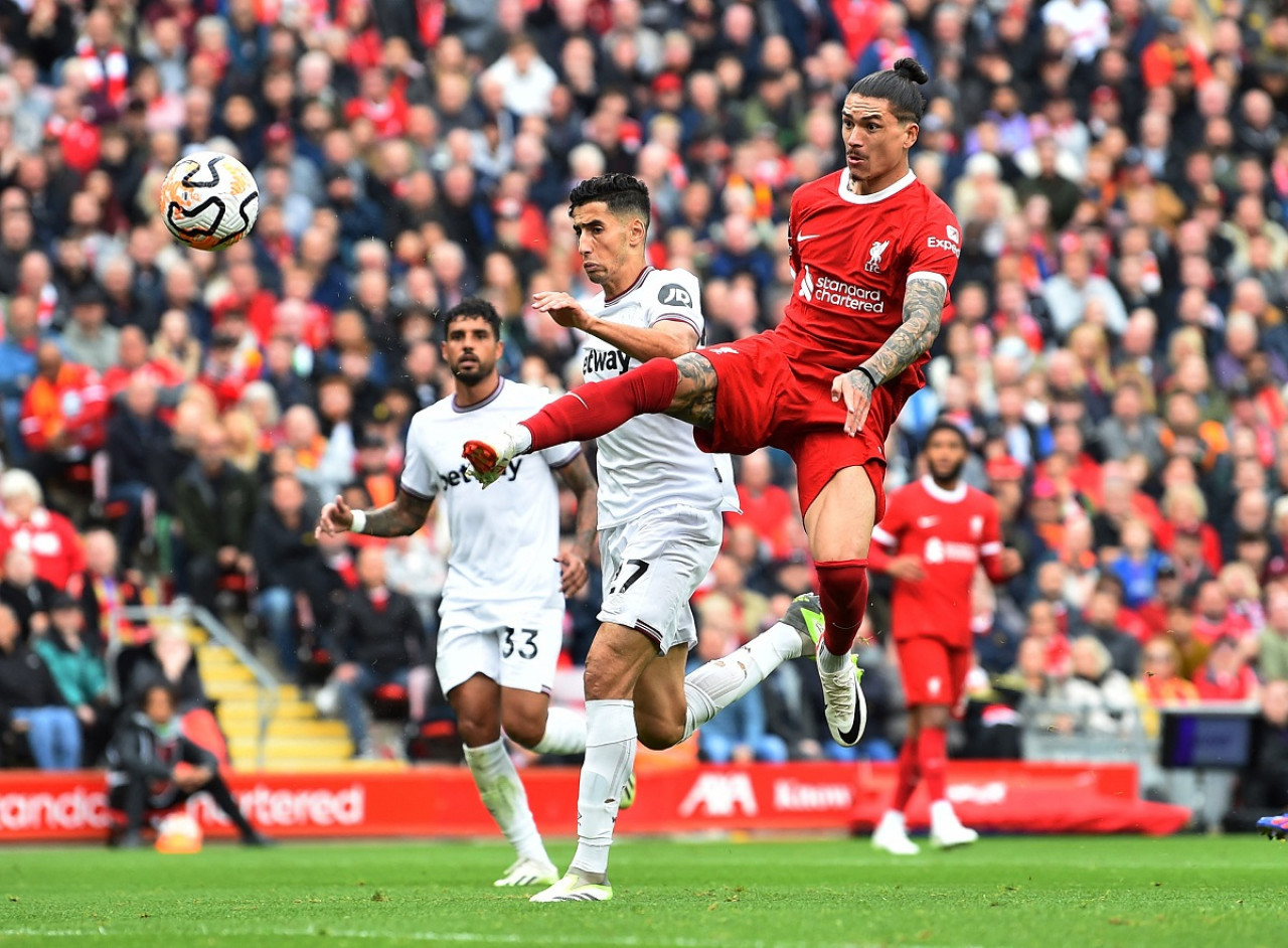 Darwin Núñez continúa onfire en Liverpool. Foto: Reuters.