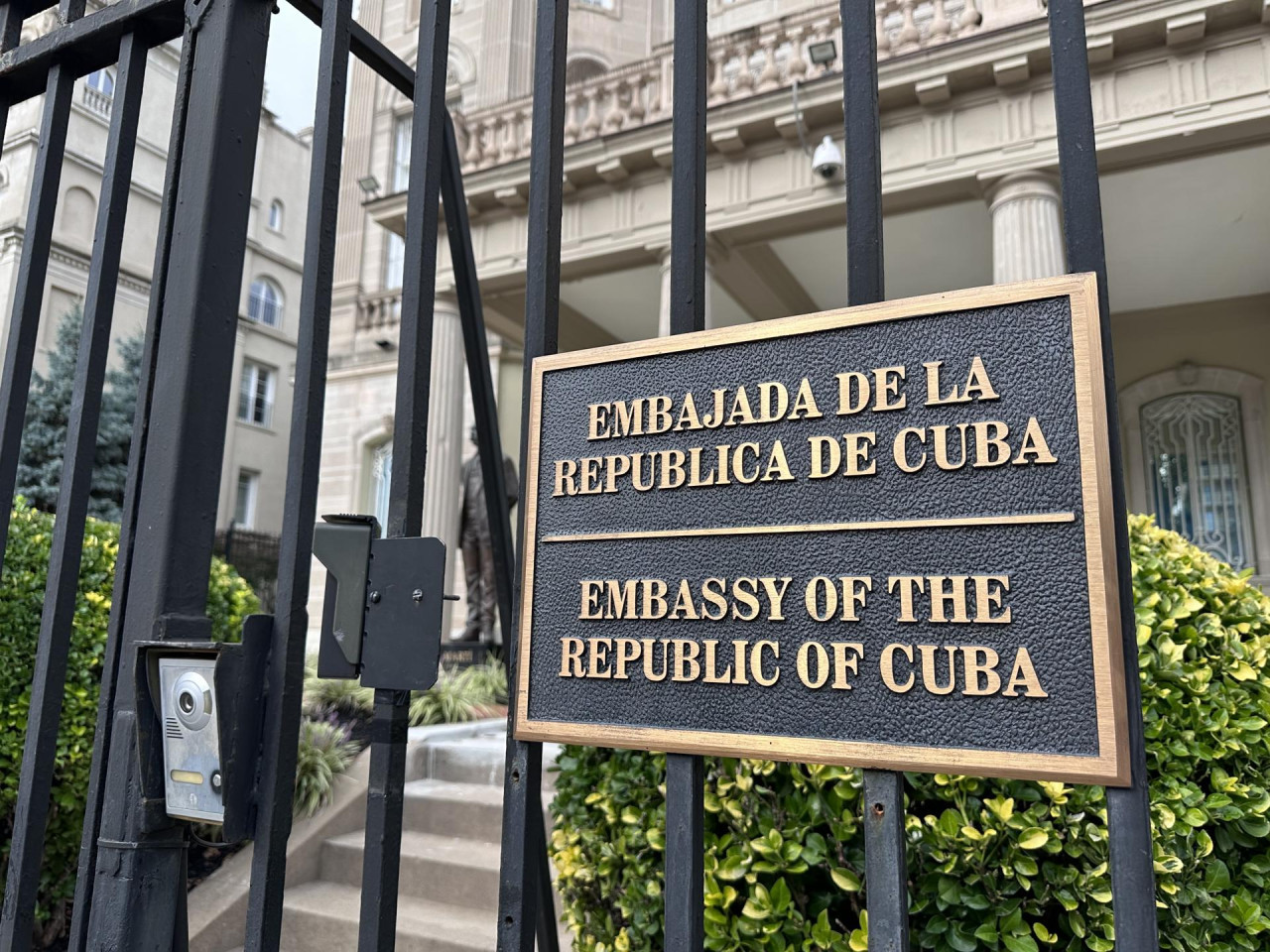 Embajada de Cuba en Estados Unidos. Foto: EFE.