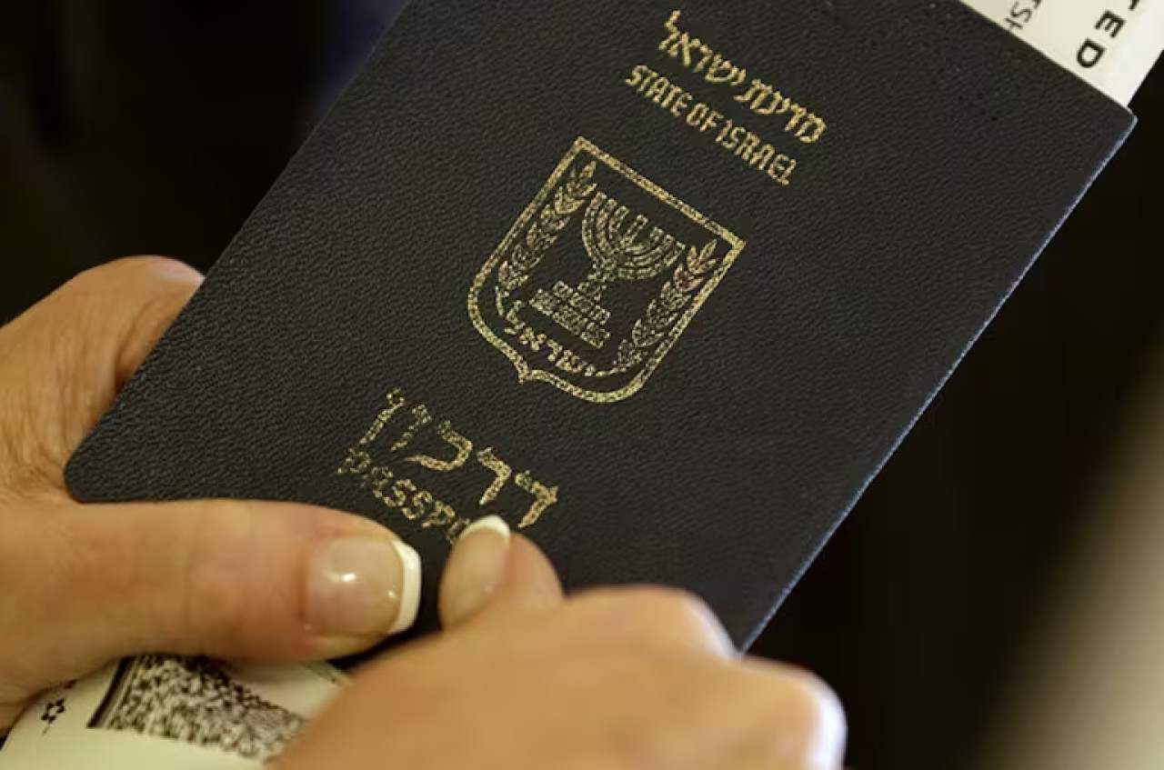Pasaporte israelí. Foto: Reuters