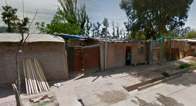 El domicilio donde fue asesinado un presunto violador en Mendoza. Foto: captura Google Maps.