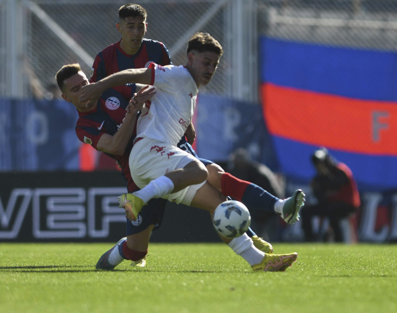 Matías Cóccaro; San Lorenzo vs. Huracán; Copa de La Liga. Foto: Télam.