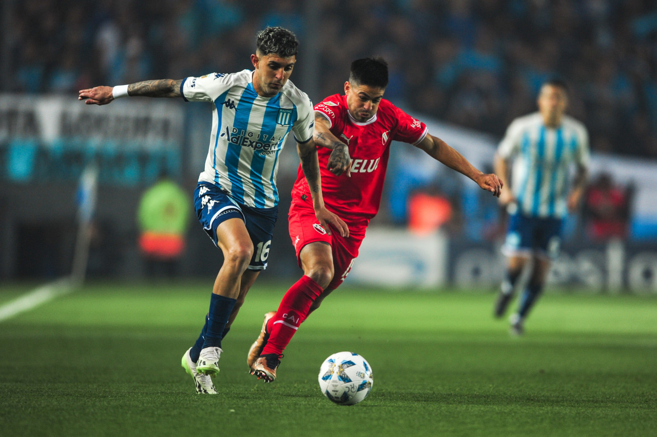 Gastón Martirena; Racing Club vs Independiente. Foto: Télam.