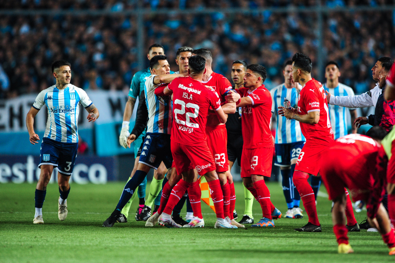 Racing Club vs Independiente. Foto: Télam.