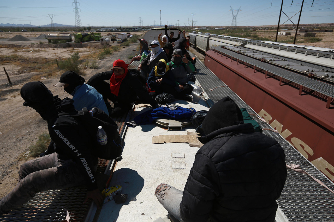 Crisis migratoria: miles de personas en los trenes de México para llegar a EEUU. EFE