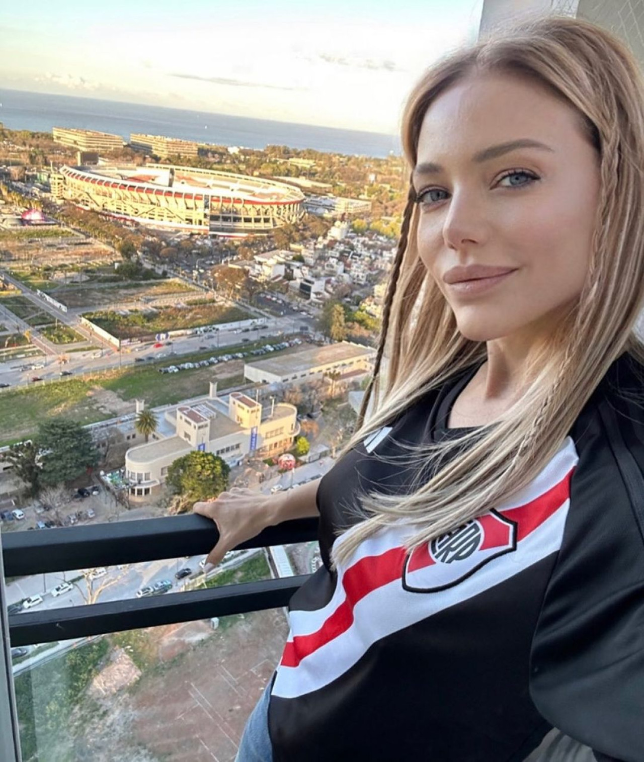 Evangelina Anderson celebró el triunfo de River en el Superclásico. Foto: Instagram.