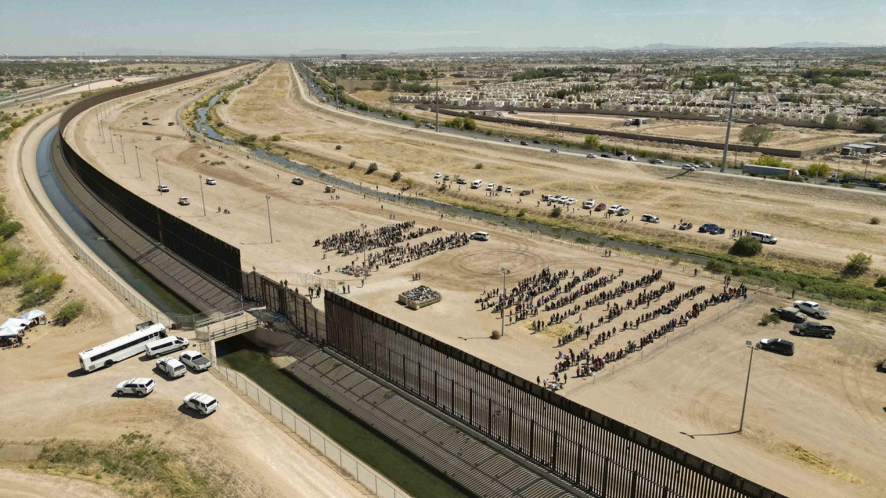 Muro fronterizo entre México y Estados Unidos. Foto: EFE