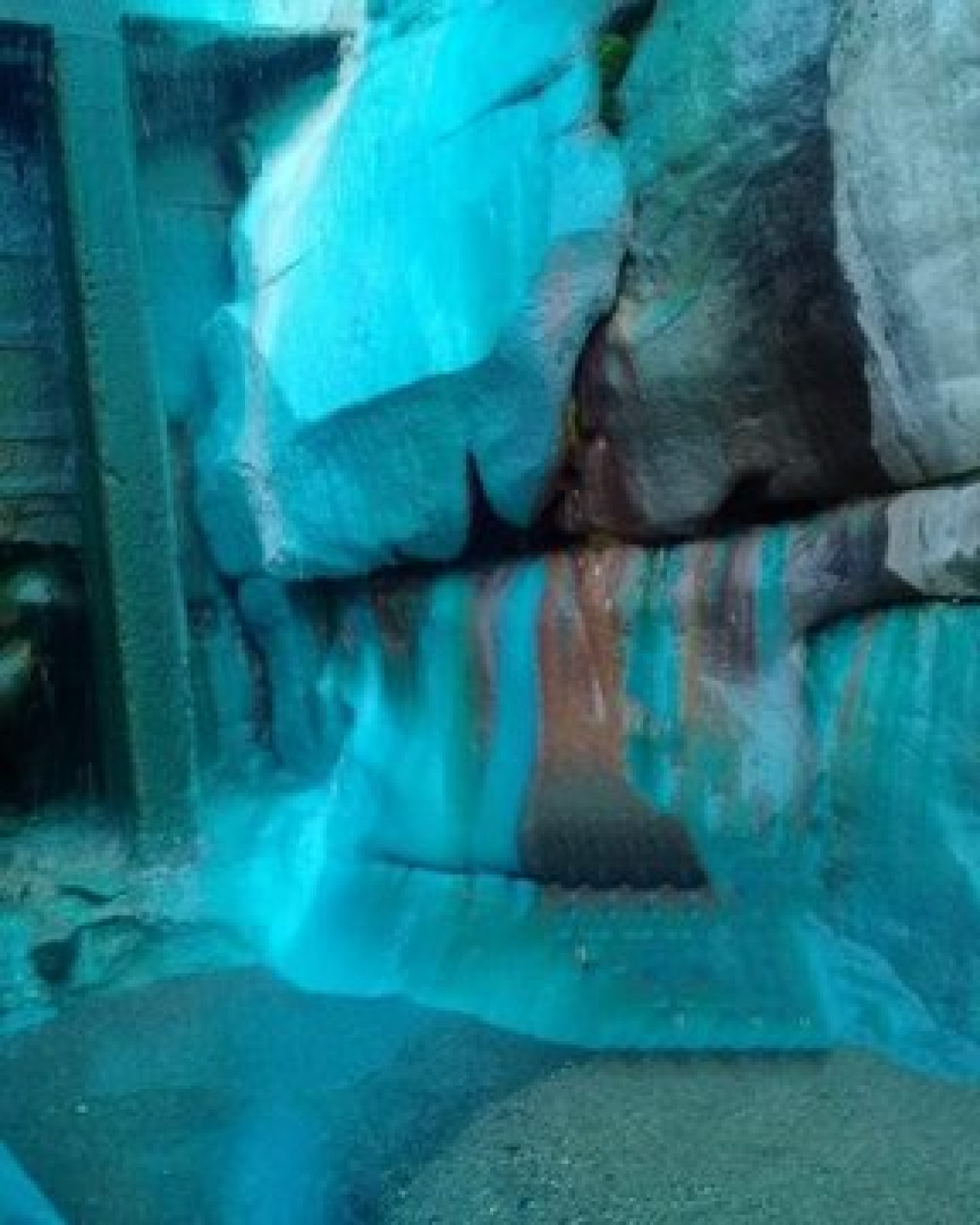 El color del agua se debe a la presencia de cobre en el lugar. Foto: Twitter/ @turisargentina.