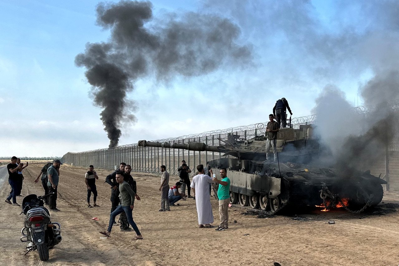 Terroristas de Hamas se infiltran en Israel. Foto: Reuters.