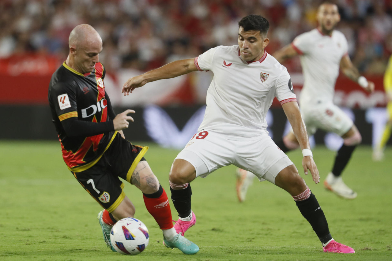 Marcos Acuña, Sevilla. Foto: EFE