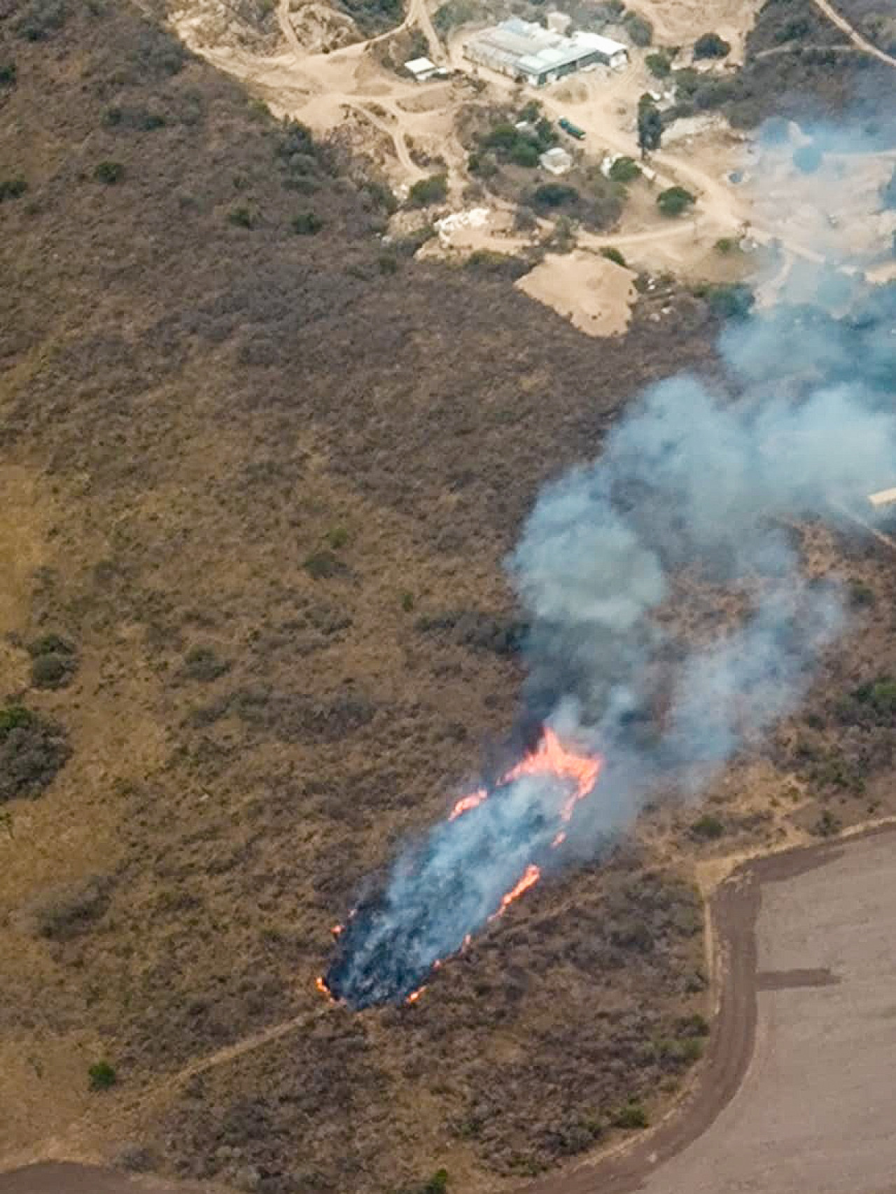 Vista aérea del incendio en Córdoba. Foto: NA