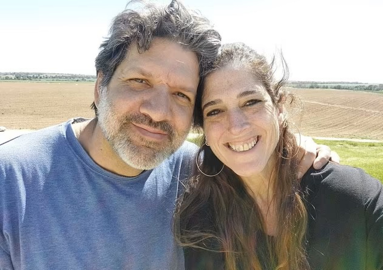 Shlomi y Debbie Mathias. Foto: Twitter/@NewsNew97351204