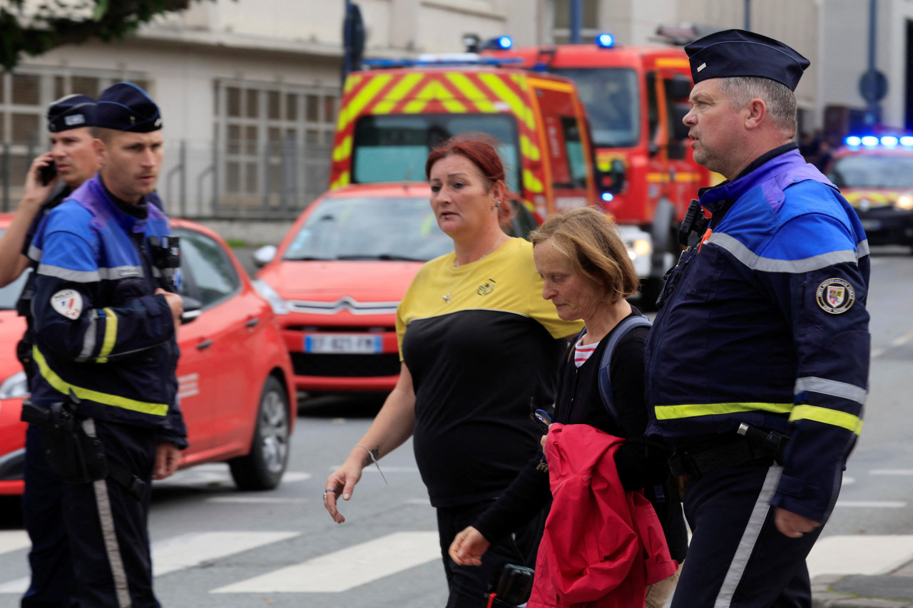 Ataque a cuchillazos en un escuela de Francia. Foto: REUTERS.