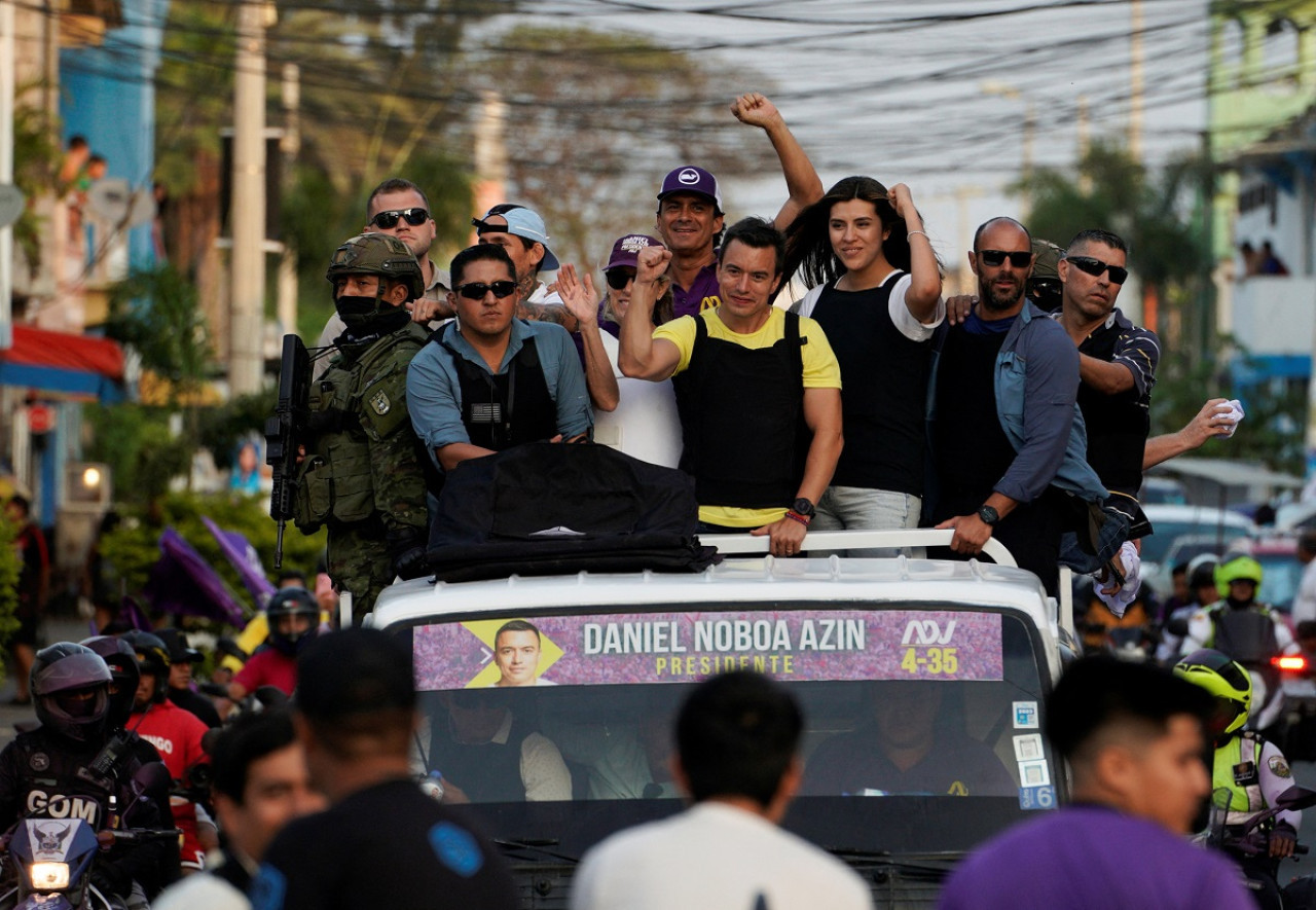 Daniel Noboa cerró su campaña en Salinas. Foto: Reuters.