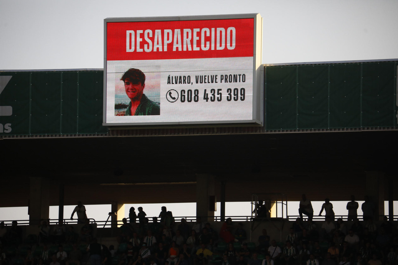 Se buscaba al joven desde el jueves pasado. Foto: EFE.