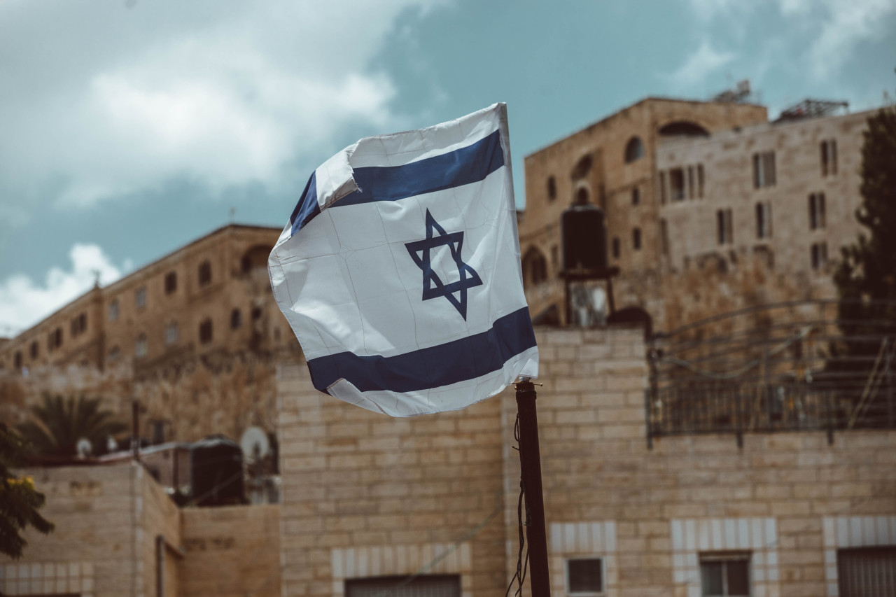 Bandera de Israel. Foto: Unsplash.