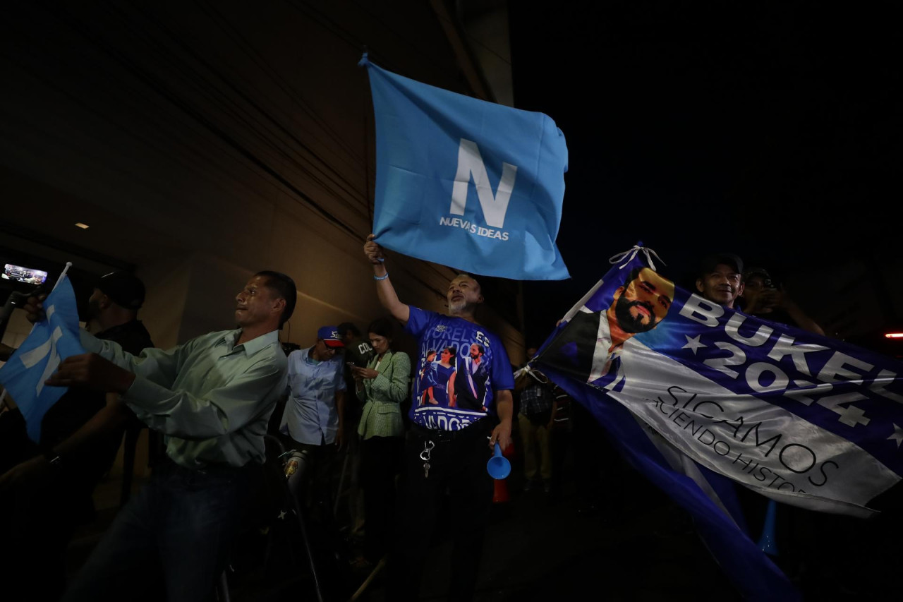 Nayib Bukele cuanta con un amplio respaldo ciudadano gracias a su guerra contra las pandillas salvadoreñas. Foto: EFE.