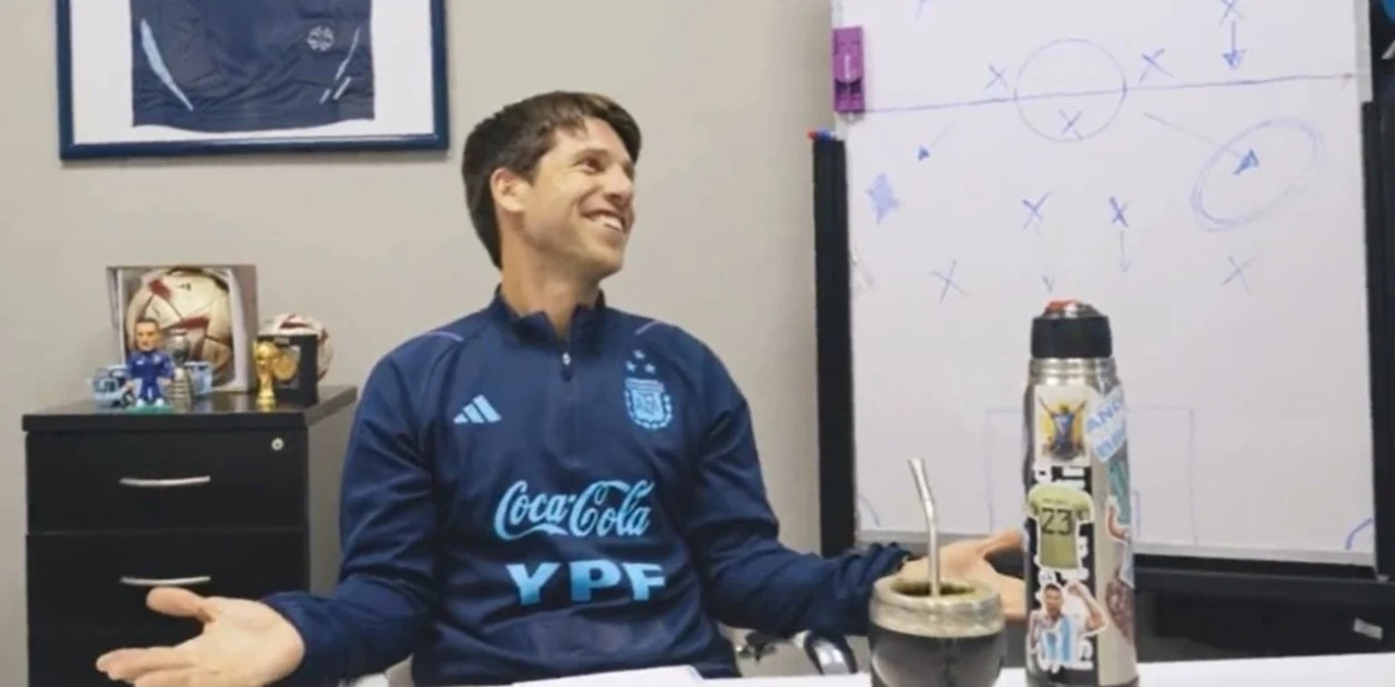 Anuncio de Diego Placente de los convocados para la Selección Sub 17 para el Mundial. Foto: Captura de video.