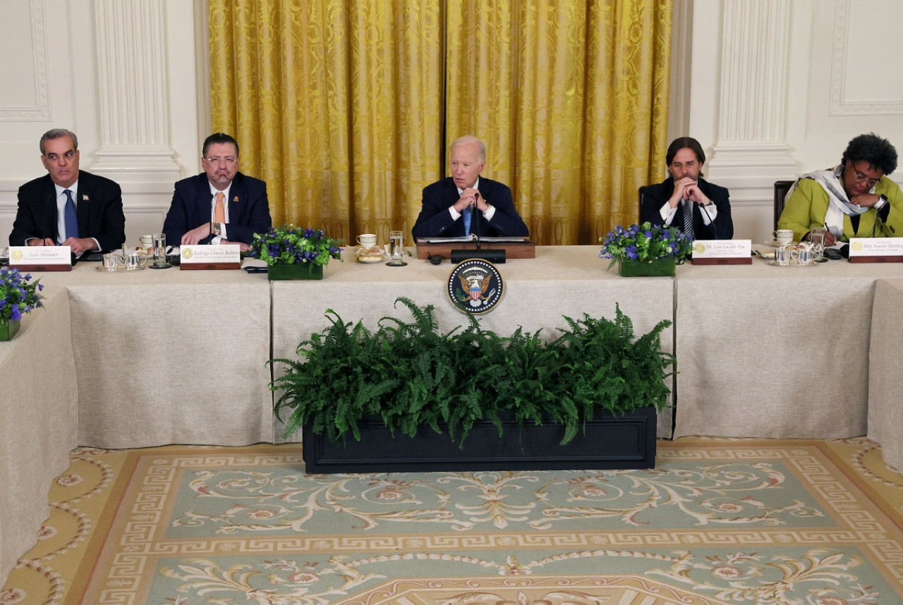 Joe Biden con los referentes del APEC en la Casa Blanca. Foto: Reuters.