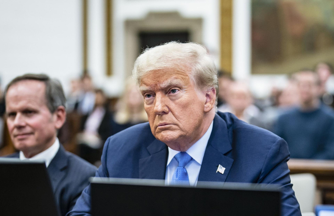 Donald Trump en la sala del tribunal. Foto: EFE