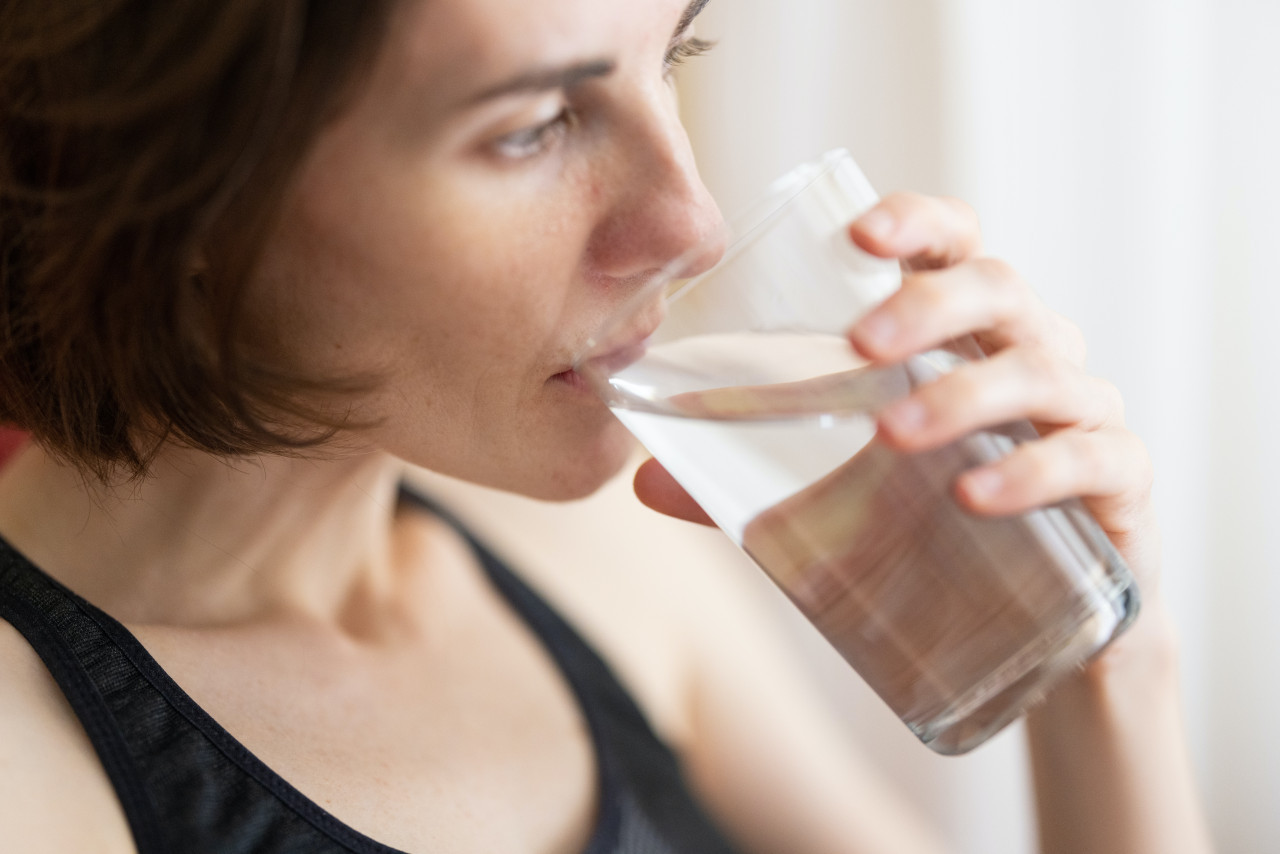 Consumo de agua. Foto: Unsplash.