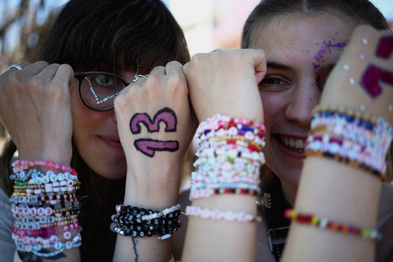 Fans de Taylor Swift en Argentina. Foto: Reuters.