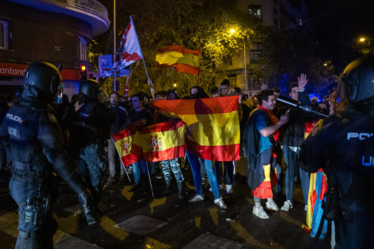 Marcha contra la amnistía en España. Foto: EFE.
